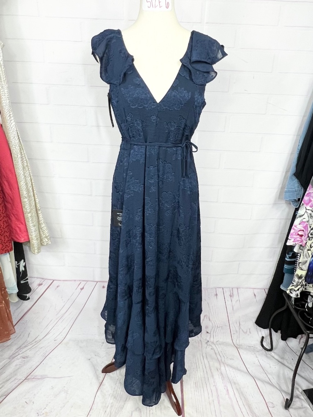 👗|•LULUS•| Gorgeous Navy Blue Floral Wrap Dress Size Small👗